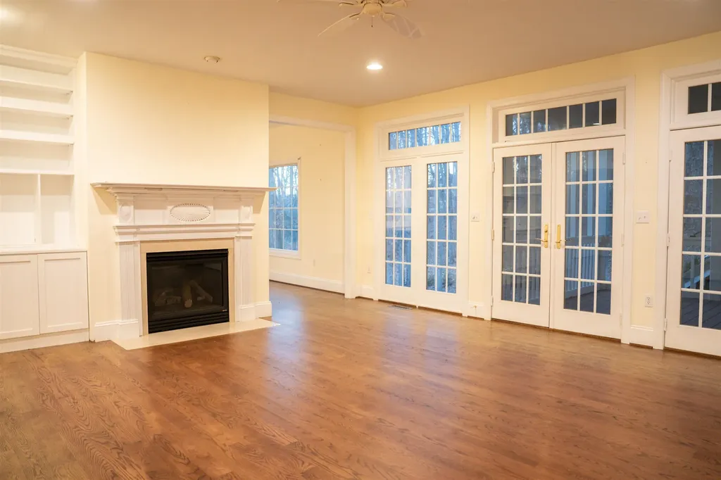 190 Henry Hill Drive Fairfield VA 24435