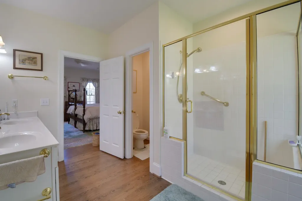 190 Henry Hill Drive Fairfield VA 24435