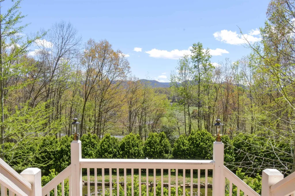 190 Henry Hill Drive Fairfield VA 24435