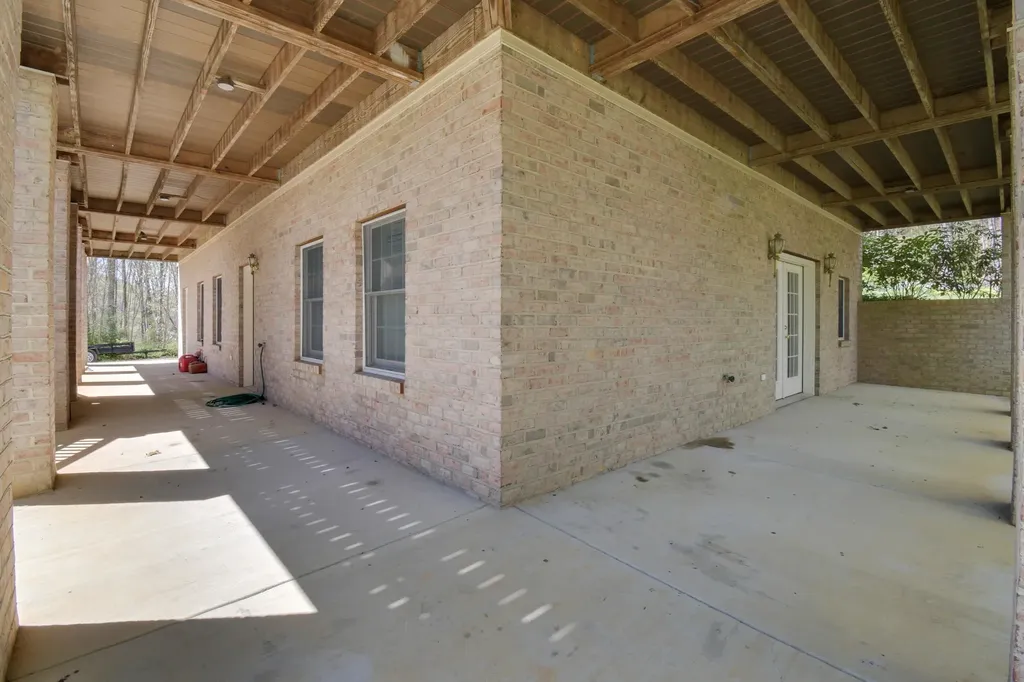 190 Henry Hill Drive Fairfield VA 24435