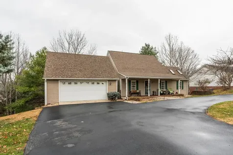 49 Hillandale Drive Staunton VA 24401