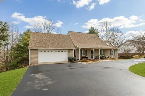 49 Hillandale Drive Staunton VA 24401