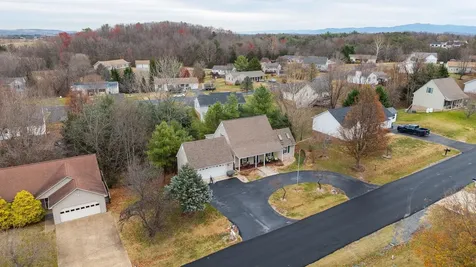 49 Hillandale Drive Staunton VA 24401