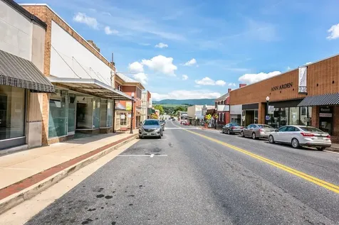 411 Main Street W Waynesboro VA 22980