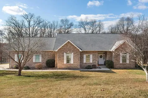 98 Mitchell Lane Staunton VA 24401