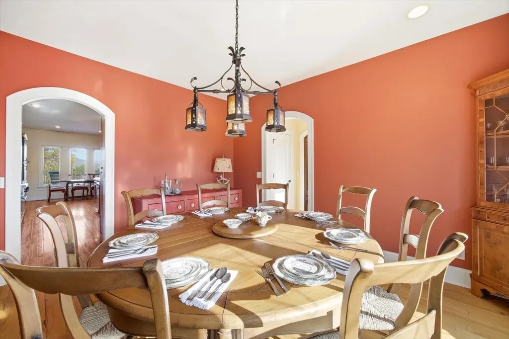 2223 Airport Road Bridgewater VA 22812