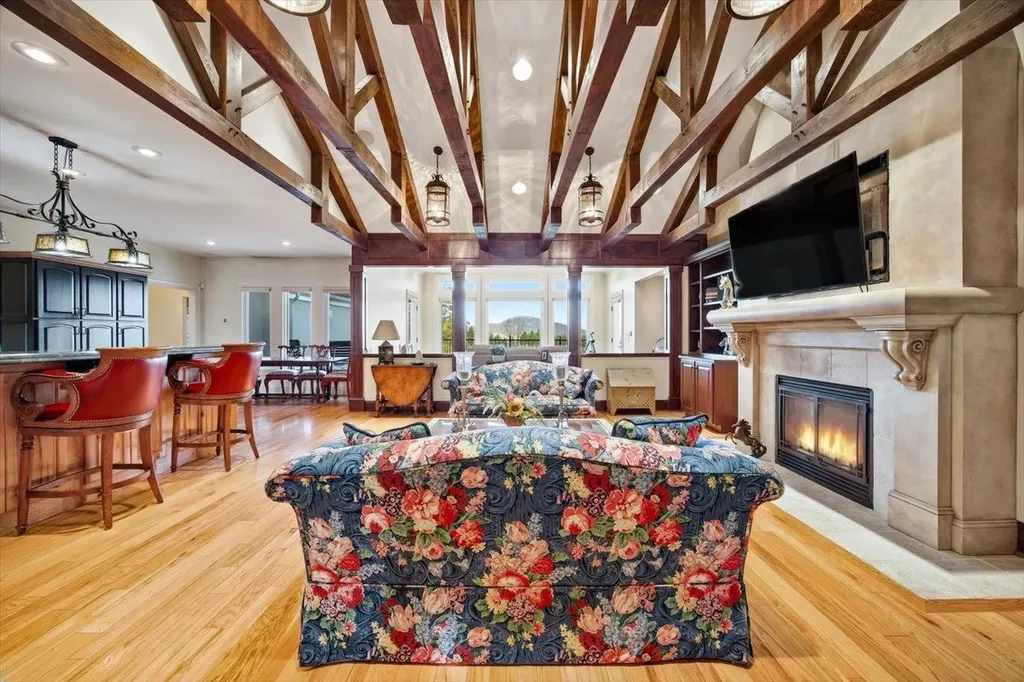 2223 Airport Road Bridgewater VA 22812