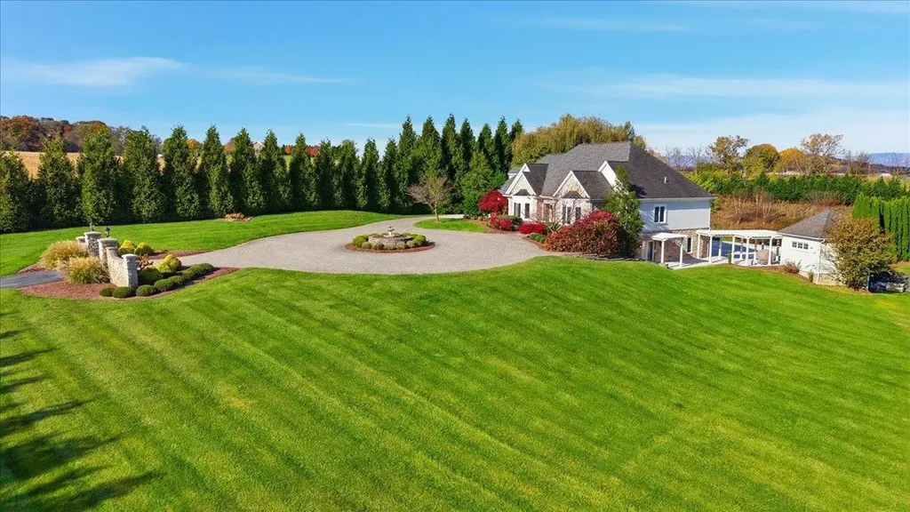 2223 Airport Road Bridgewater VA 22812