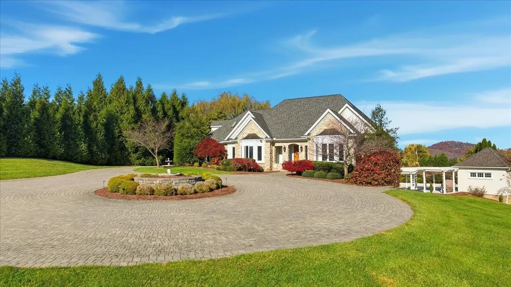 2223 Airport Road Bridgewater VA 22812