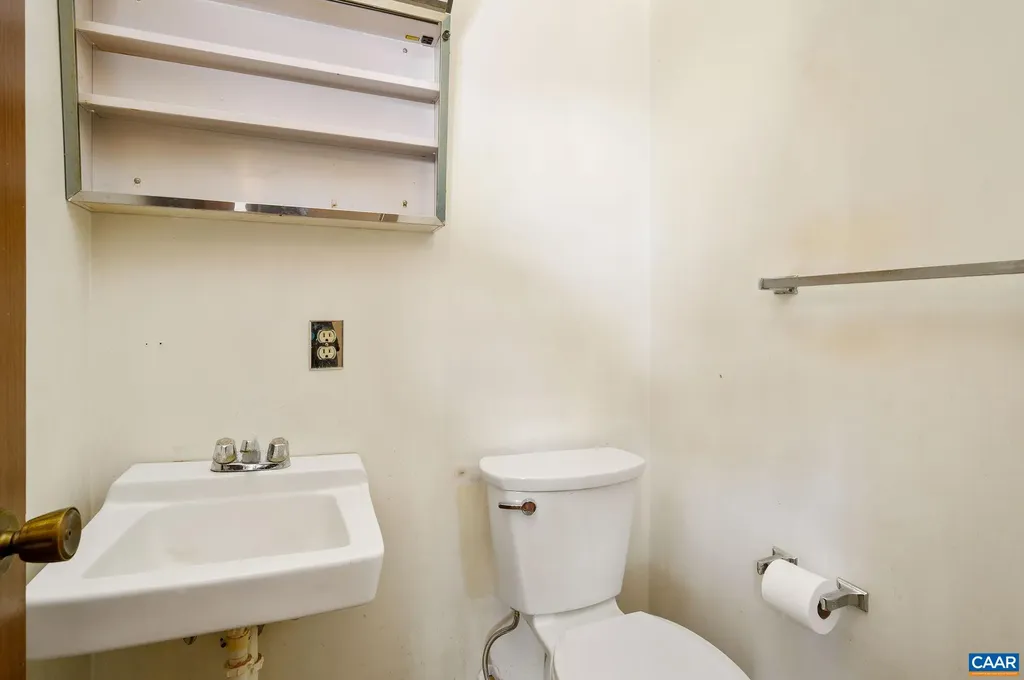 202 Hartmans Mill Road Charlottesville VA 22902