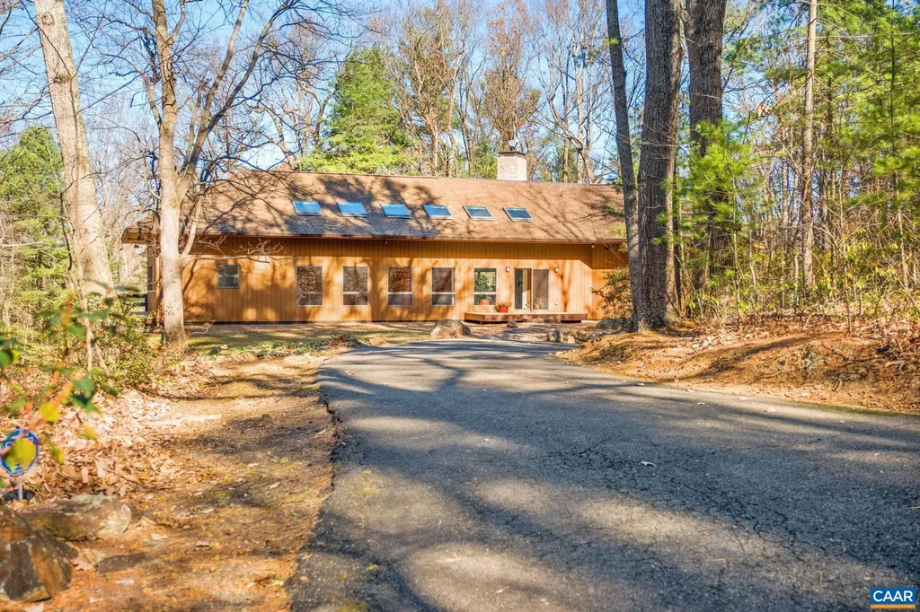 298 Courthouse Mountain Lane Madison VA 22727