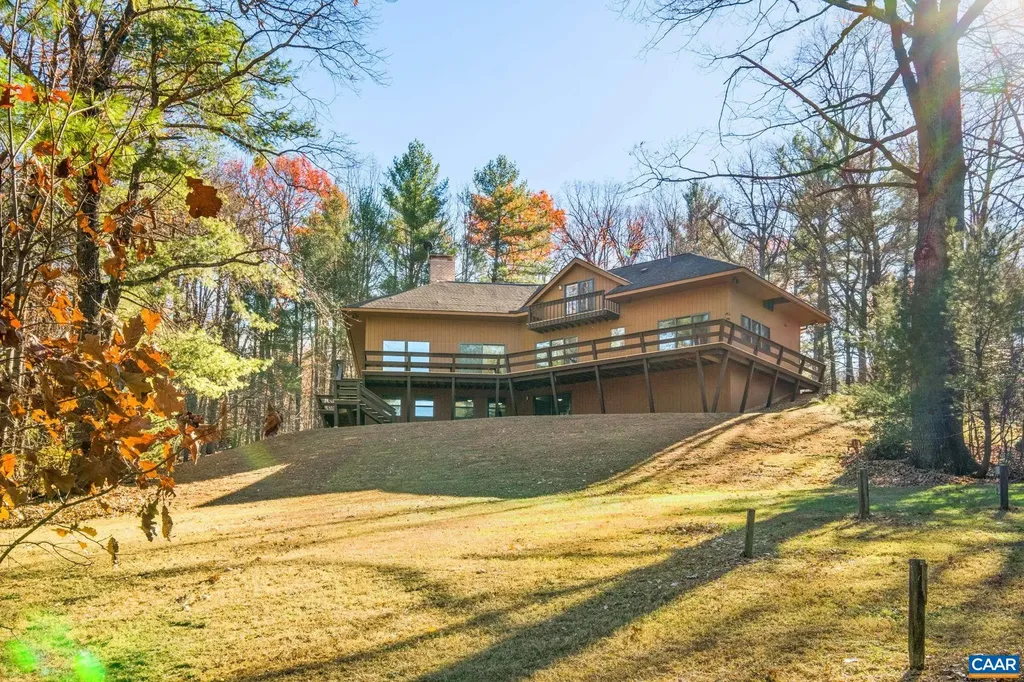 298 Courthouse Mountain Lane Madison VA 22727