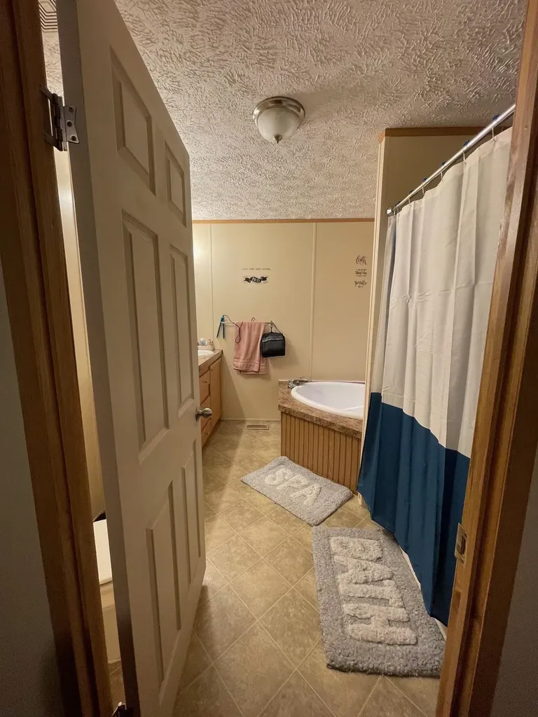 10738 Phillips Store Road Broadway VA 22815