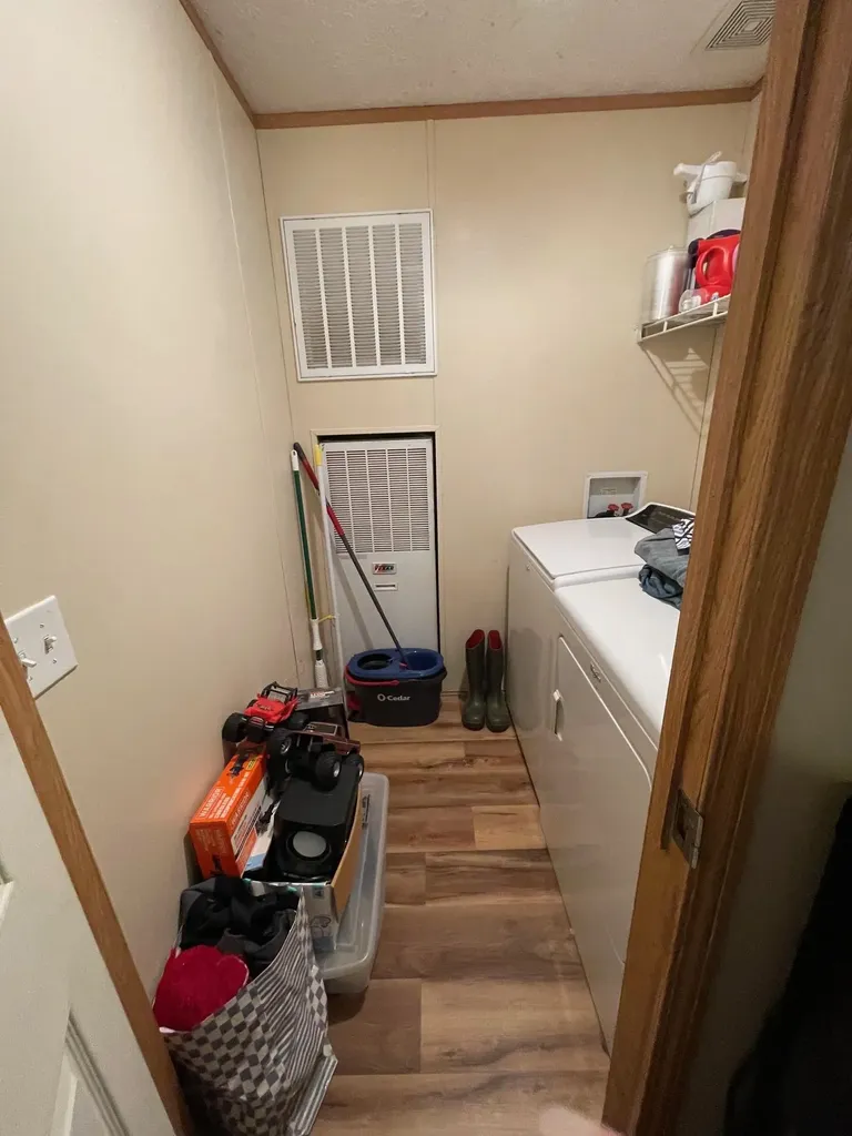 10738 Phillips Store Road Broadway VA 22815