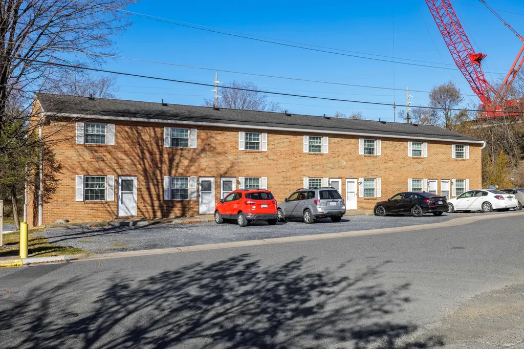 91 Dutch Mill Court Harrisonburg VA 22801