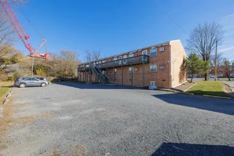 91 Dutch Mill Court Harrisonburg VA 22801
