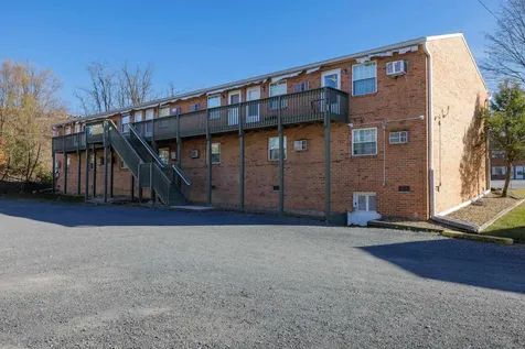 91 Dutch Mill Court Harrisonburg VA 22801