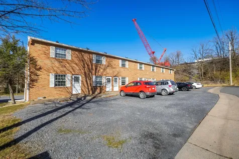91 Dutch Mill Court Harrisonburg VA 22801