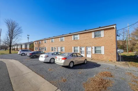 91 Dutch Mill Court Harrisonburg VA 22801