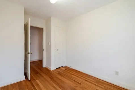 410 Rockingham Street E Elkton VA 22827