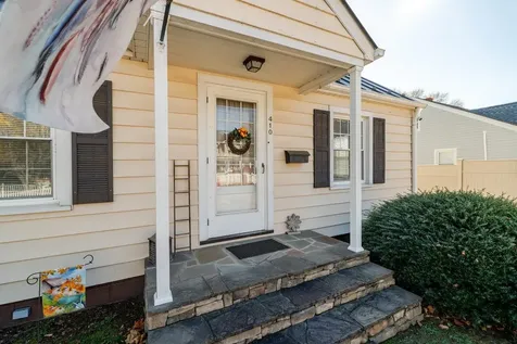 410 Rockingham Street E Elkton VA 22827