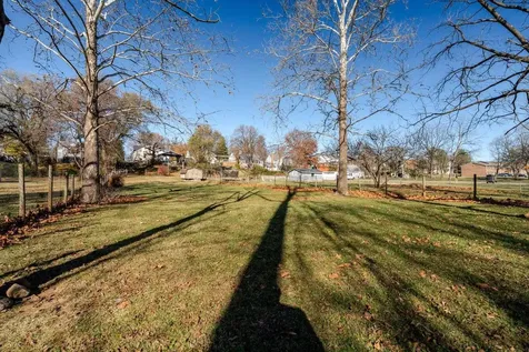 410 Rockingham Street E Elkton VA 22827