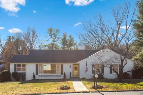 210 Edgewood Road Staunton VA 24401