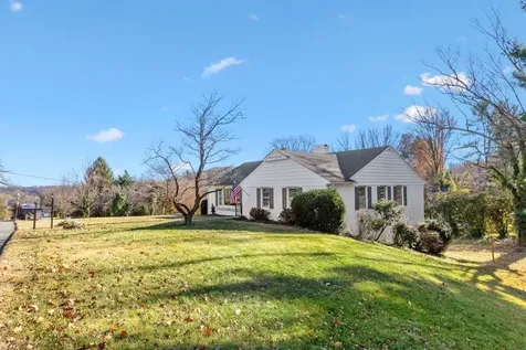 210 Edgewood Road Staunton VA 24401