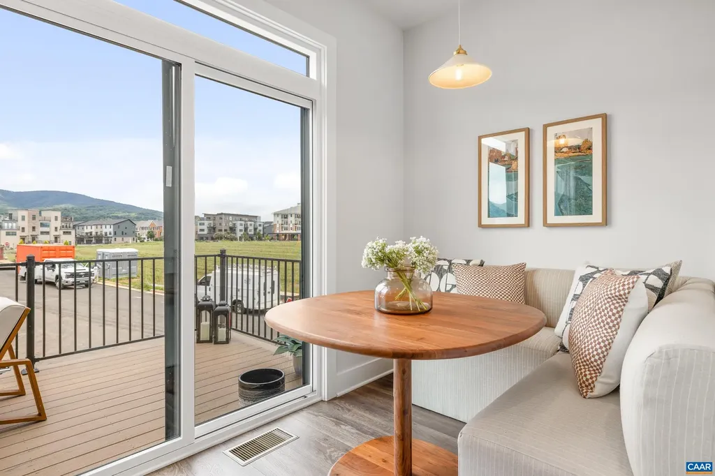 19A Wardell Crest Charlottesville VA 22902