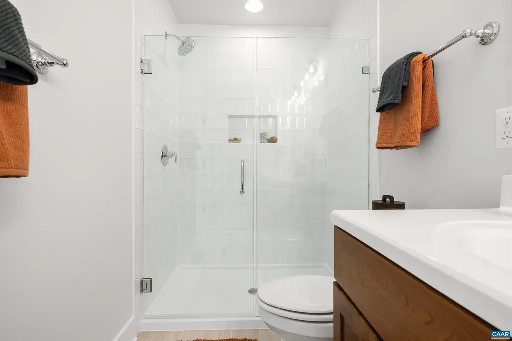 19A Wardell Crest Charlottesville VA 22902
