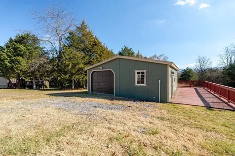 7698 North Valley Pike Rockingham VA 22802