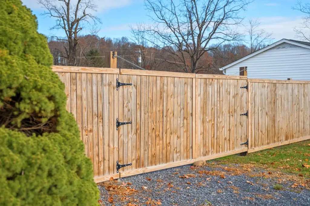 227 Crawford Drive Churchville VA 24431