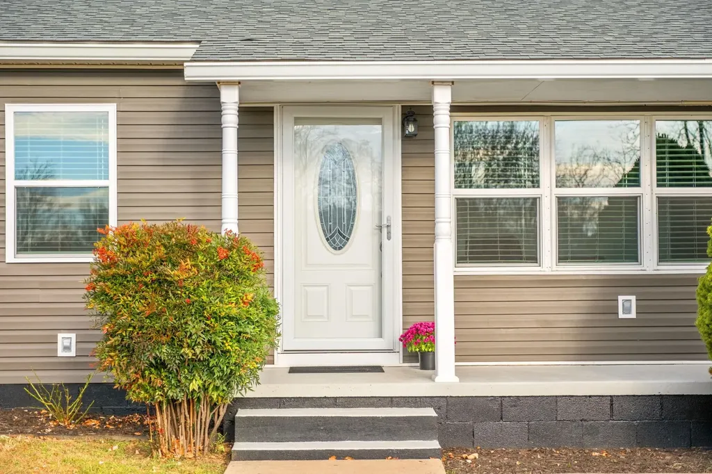 227 Crawford Drive Churchville VA 24431