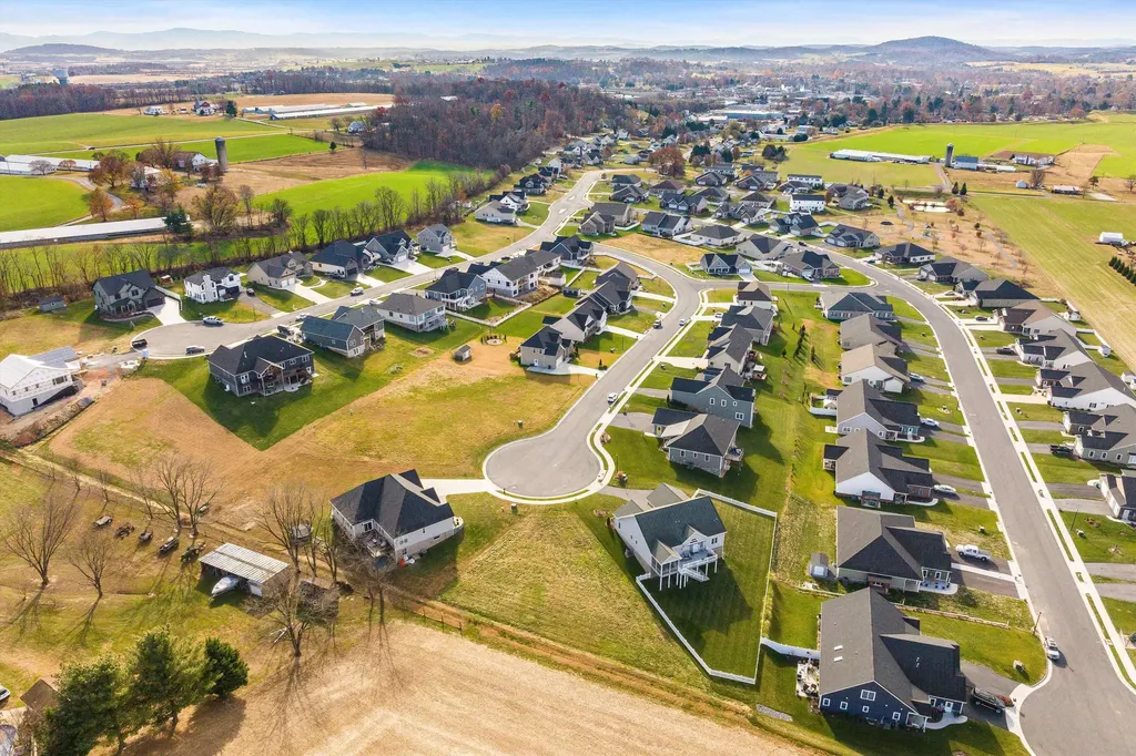 Turbine Lane Bridgewater VA 22812