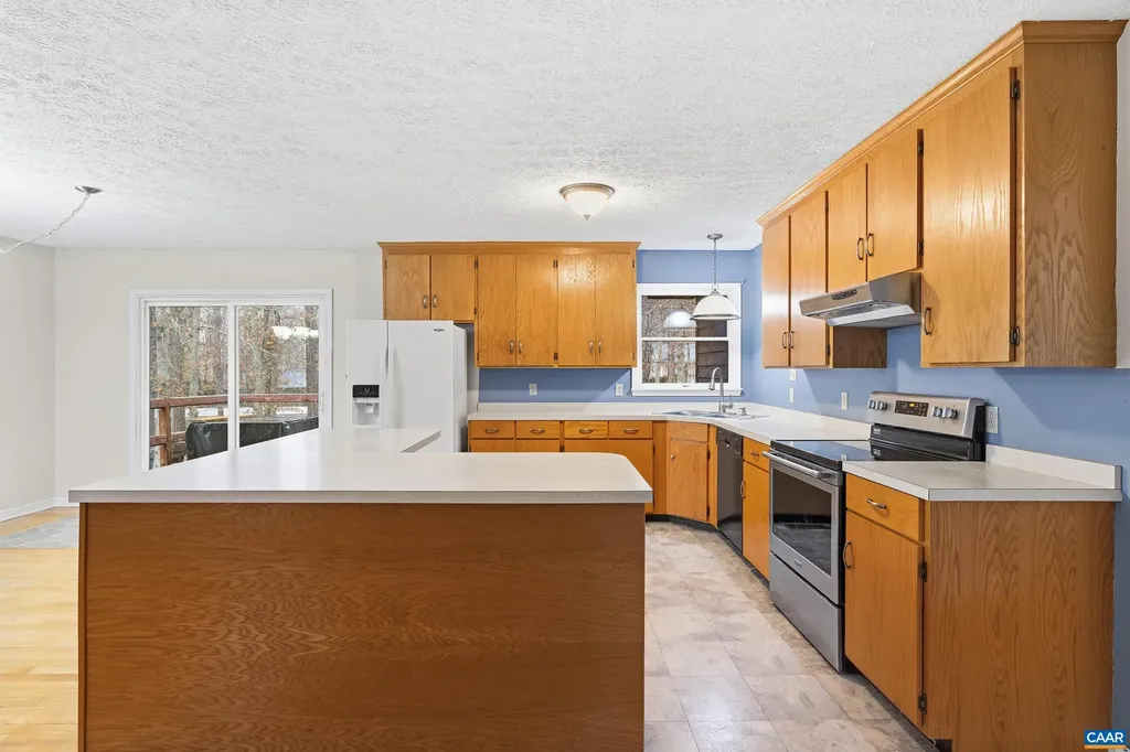 48 Jennings Drive Palmyra VA 22963