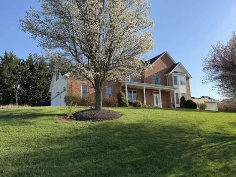 635 Long Meadow Road Fishersville VA 22939
