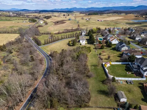 635 Long Meadow Road Fishersville VA 22939