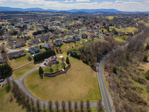 635 Long Meadow Road Fishersville VA 22939