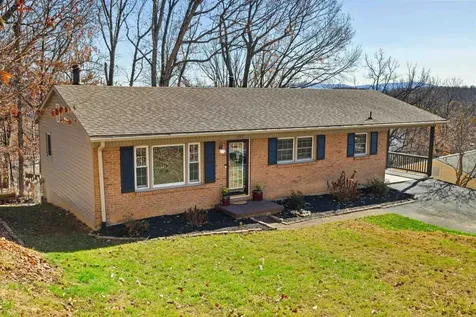 582 Hilltop Drive Staunton VA 24401