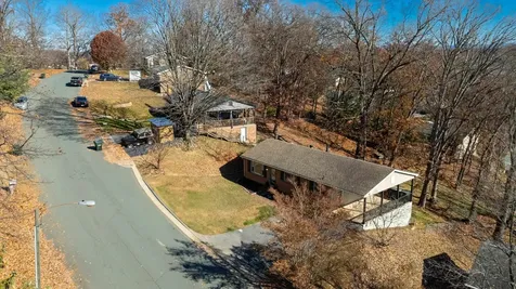 582 Hilltop Drive Staunton VA 24401