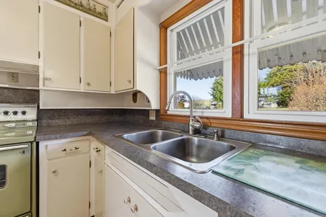 8241 North Valley Pike Harrisonburg VA 22802