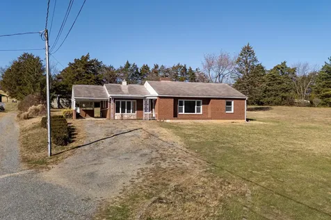 8241 North Valley Pike Harrisonburg VA 22802