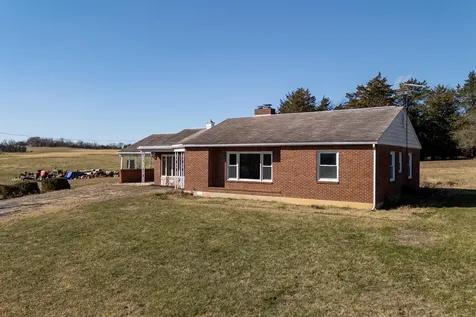 8241 North Valley Pike Harrisonburg VA 22802