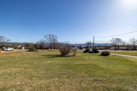 8241 North Valley Pike Harrisonburg VA 22802