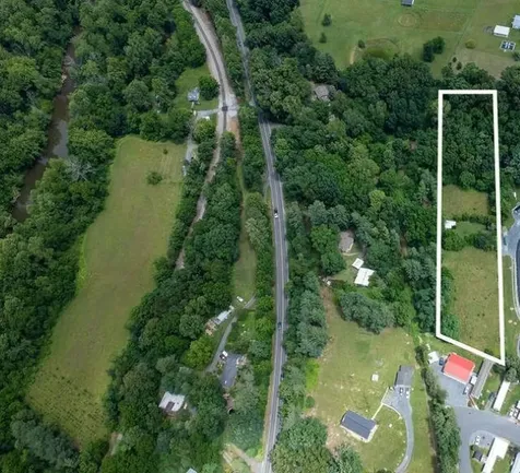 3581 East Side Highway Grottoes VA 24441