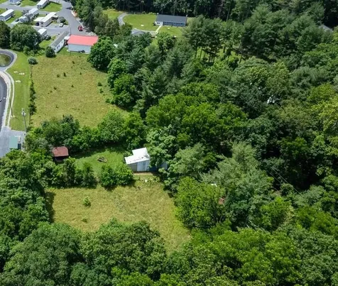 3581 East Side Highway Grottoes VA 24441