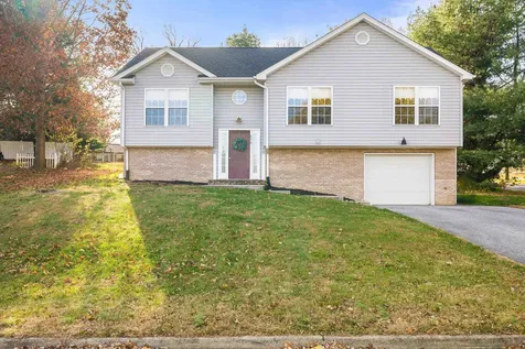 656 Edwardian Lane Waynesboro VA 22980