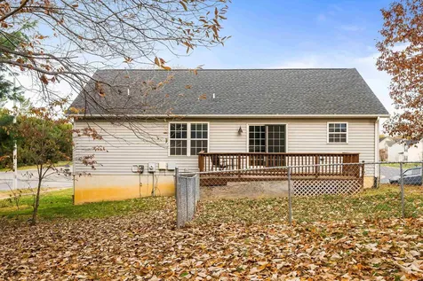 656 Edwardian Lane Waynesboro VA 22980