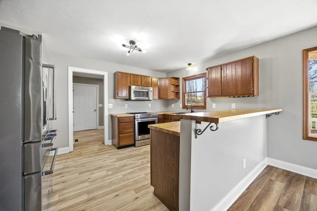 141 Lori Lane Churchville VA 24421