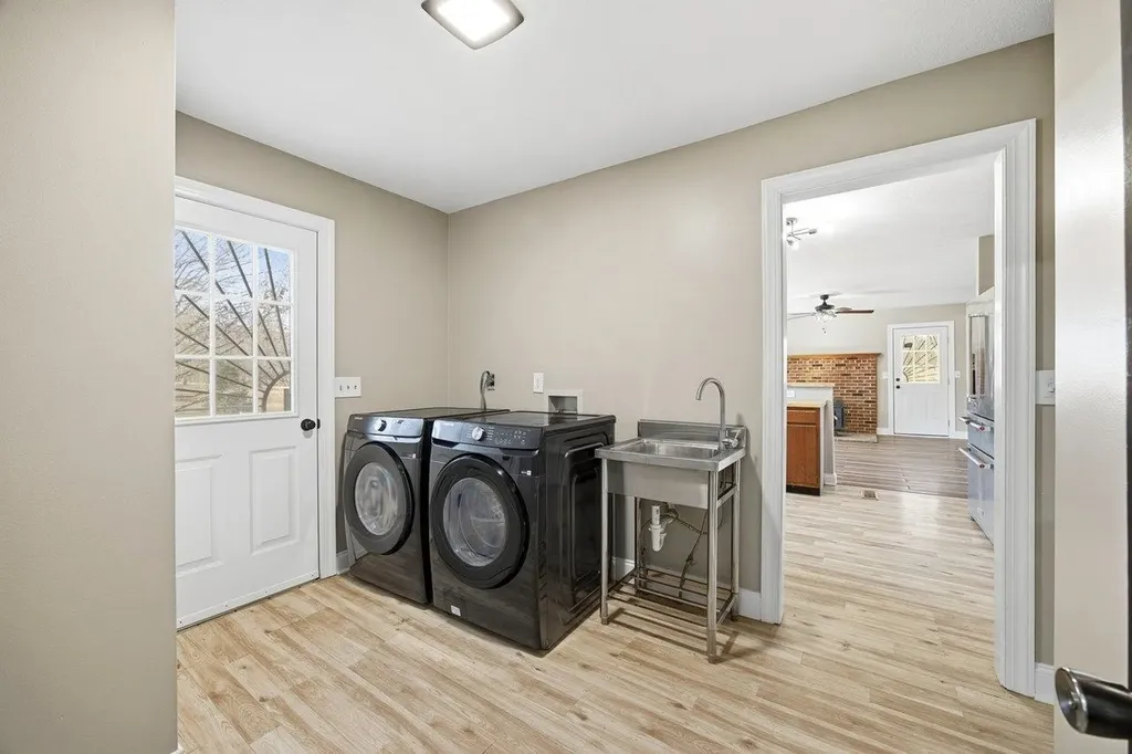 141 Lori Lane Churchville VA 24421